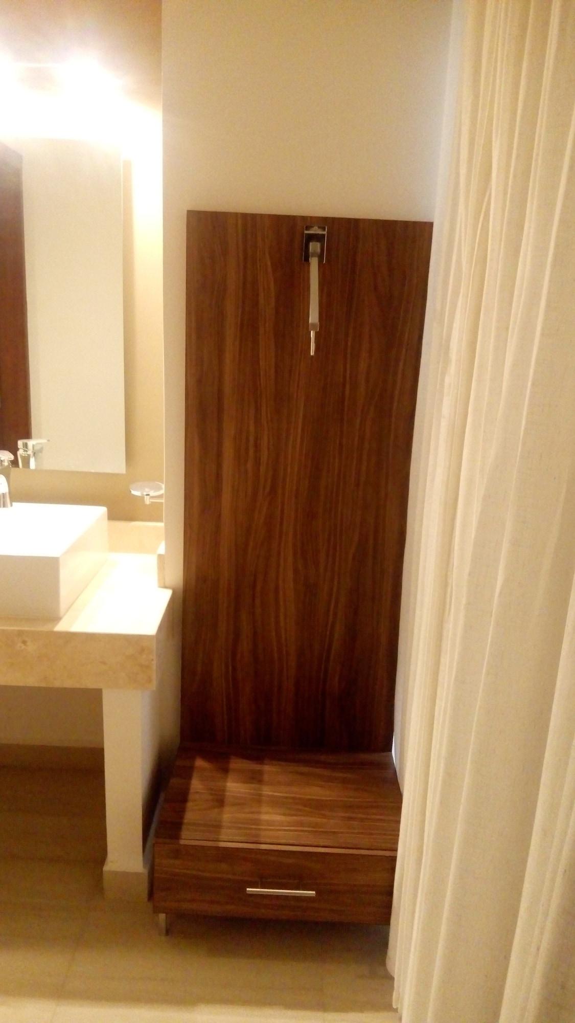 Ocean View Beach Hotel 마사틀란 외부 사진