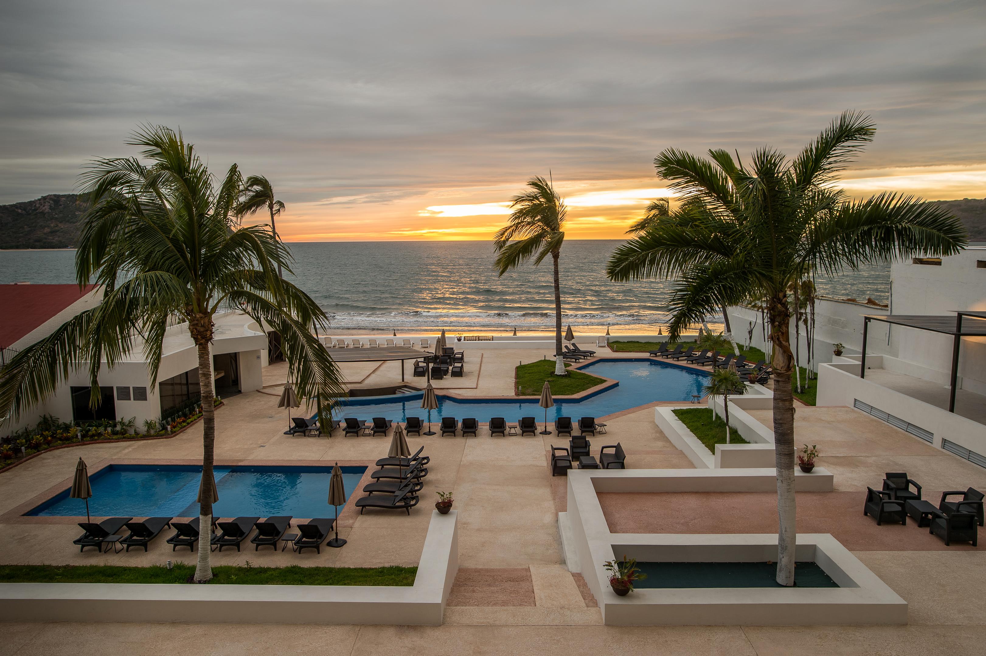Ocean View Beach Hotel 마사틀란 외부 사진